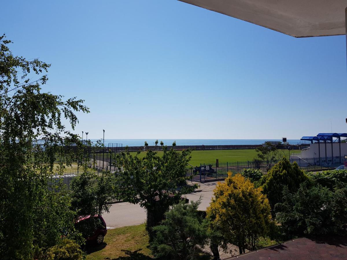 Отель Sunny Island Обзор Экстерьер фото